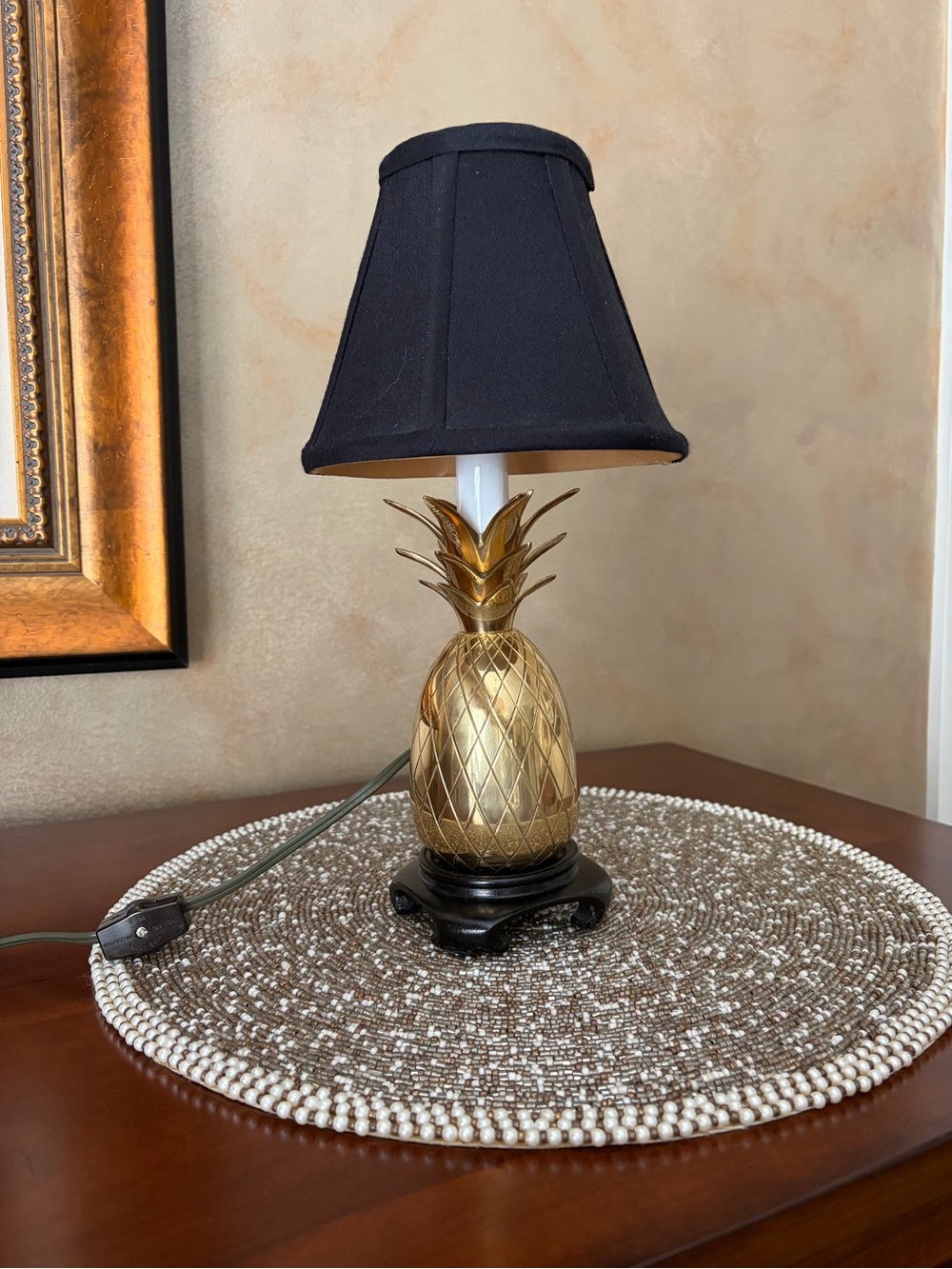 Small Pineapple Accent Lamp with Black Shade